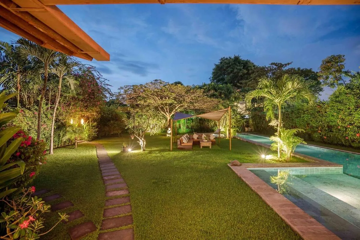 Villa Putih Seminyak 0*, Seminyak (Bali) Indonesia