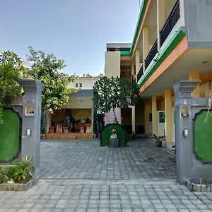  Privatunterkunft Beji Ayu